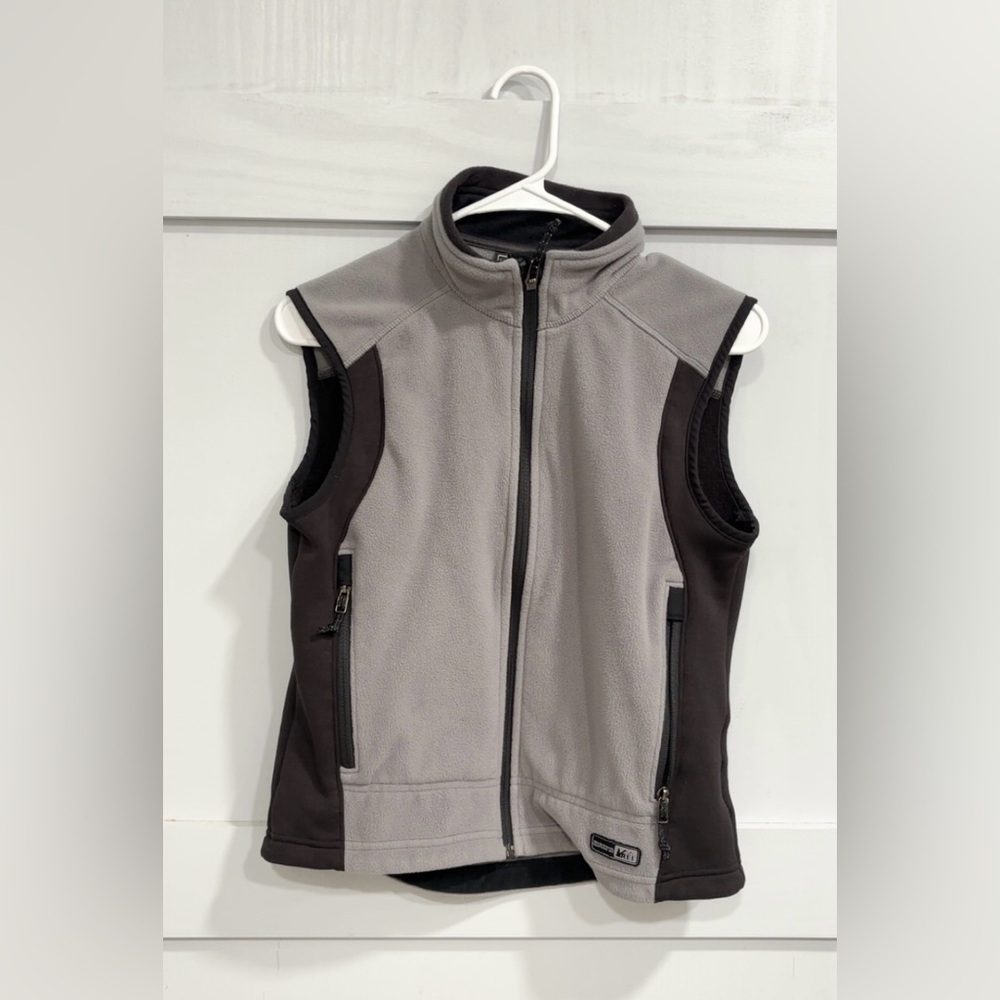 REI Co-op Wind Pro Women’s Gray Vest